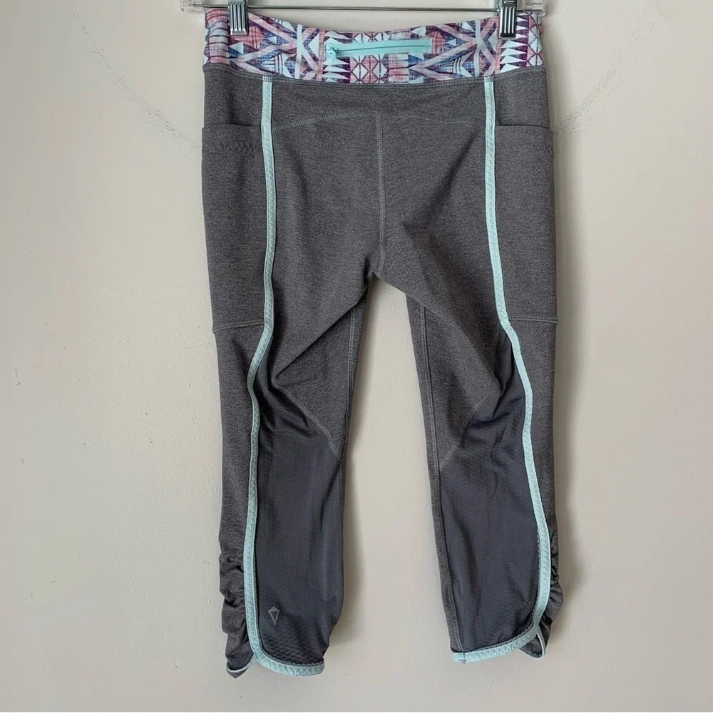 Ivivva By Lululemon for Youth Girls Gray Crop Leggings Size 14